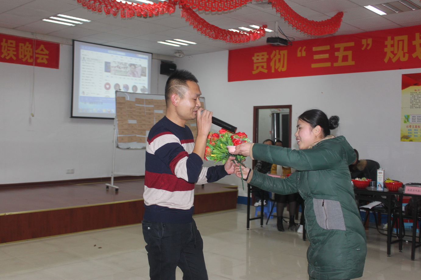 株洲市奇跡報廢汽車回收拆解有限責(zé)任公司,株洲報廢汽車回收,株洲農(nóng)機報廢回收,廢舊金屬回收